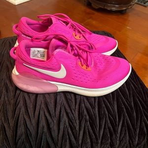 Women’s Nike Shoes